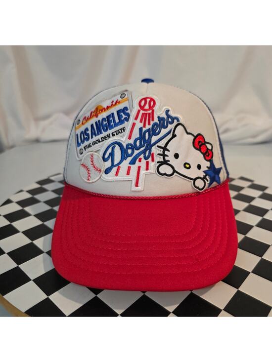 OTTO Accessories - Custom 1of1 Hello Kitty Los Angeles Dodgers Patch Trucker Hat‎ OSFM